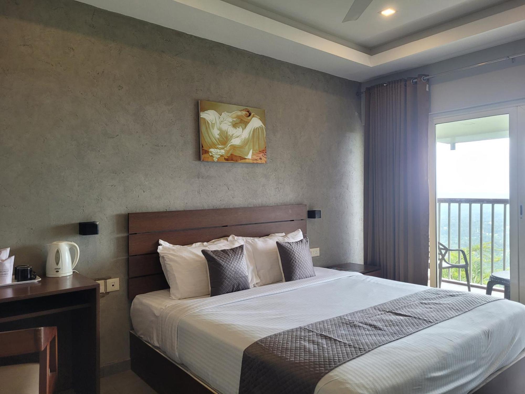 Windale Resorts Pooppara Buitenkant foto