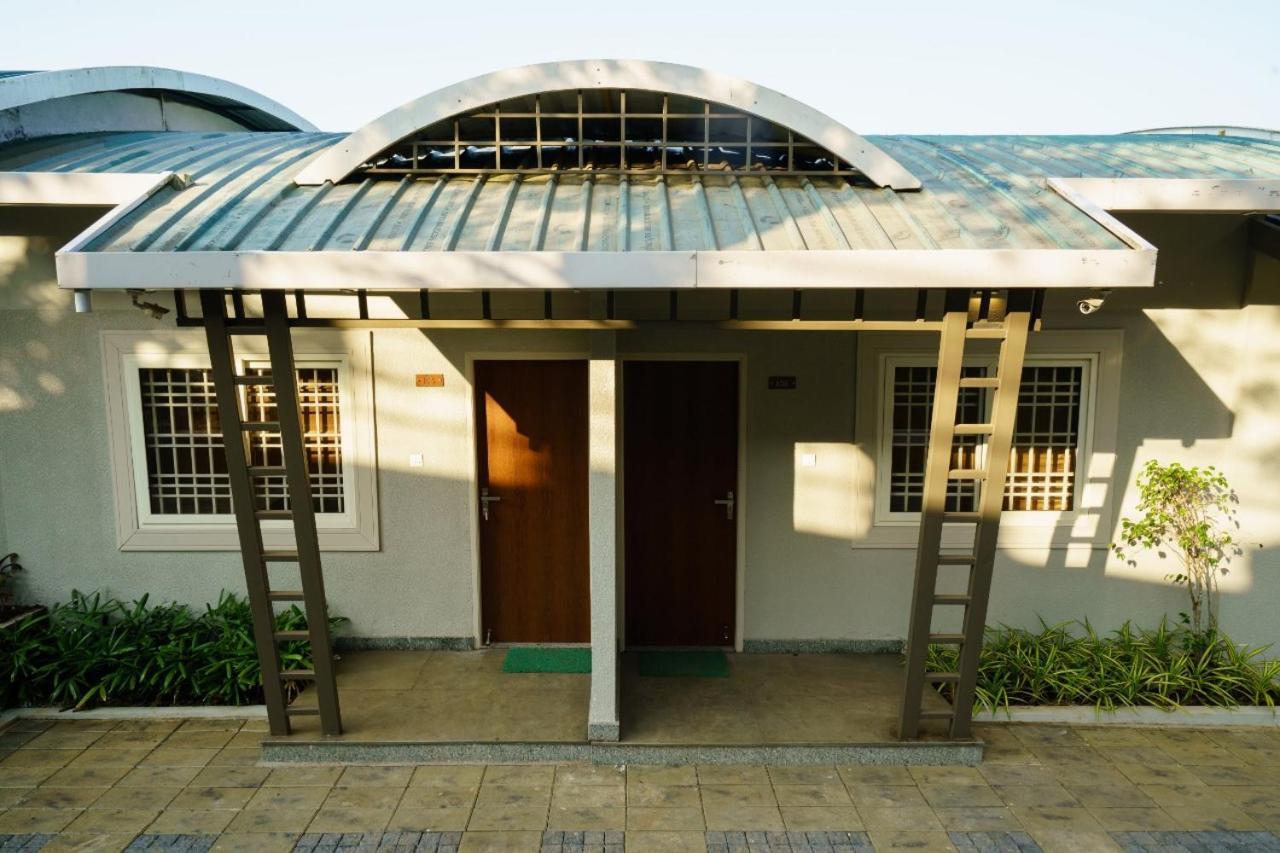 Windale Resorts Pooppara Buitenkant foto