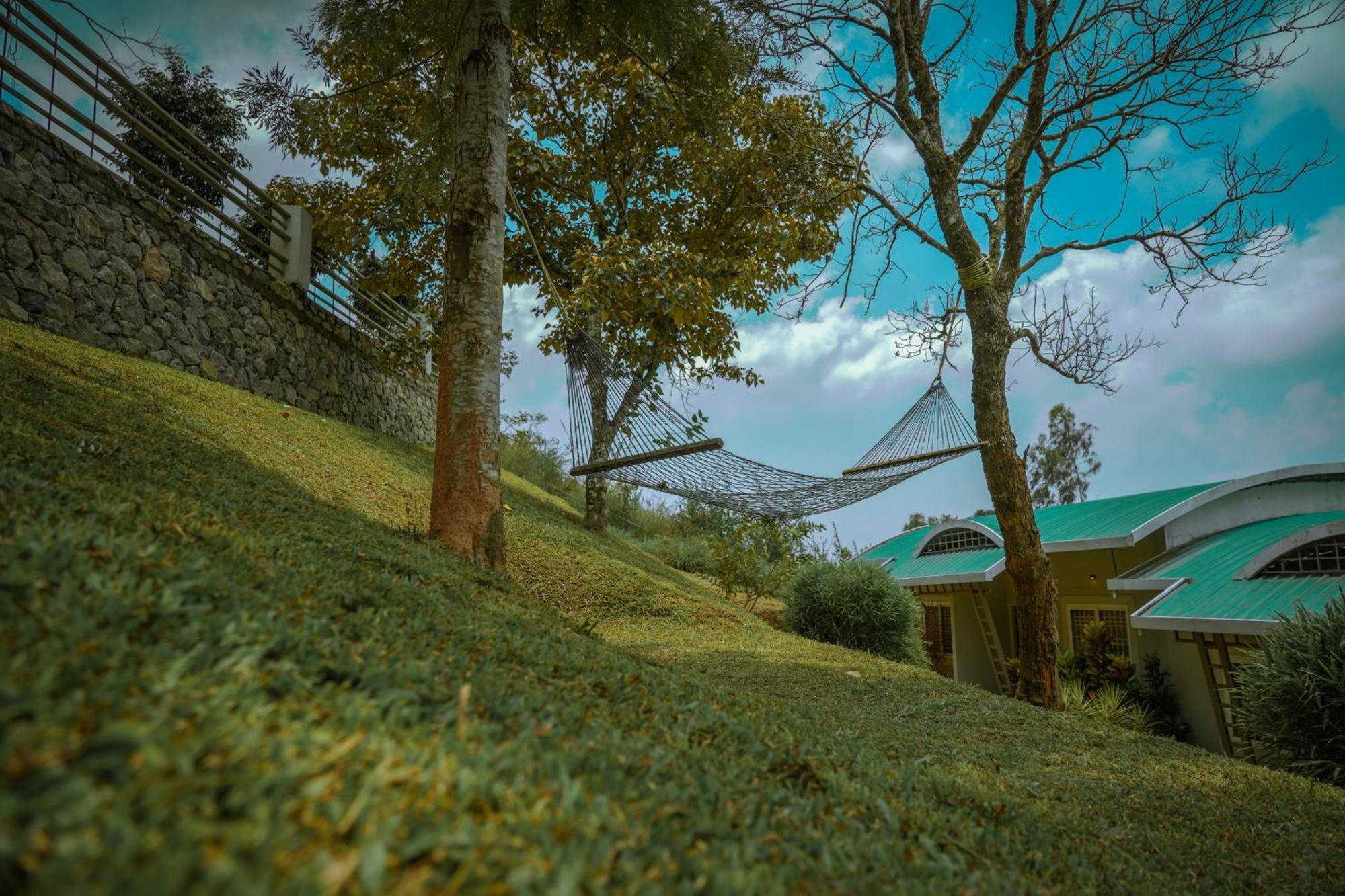 Windale Resorts Pooppara Buitenkant foto